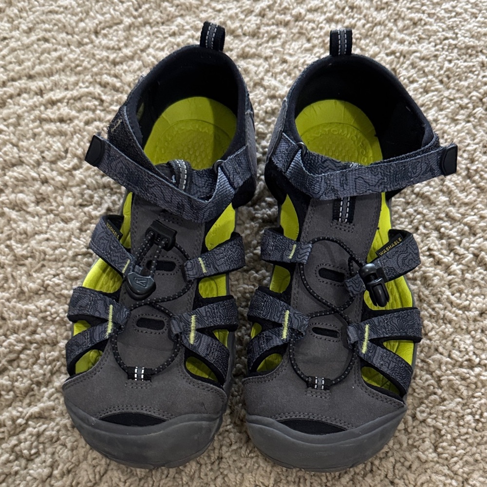 Keen Kids Black and Green Sandals